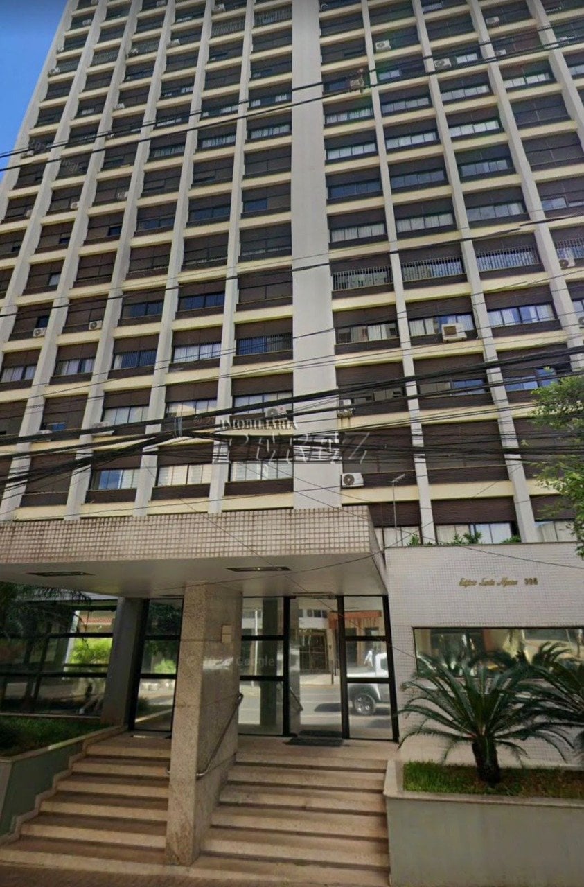Apartamento à venda no Edifício Santa Mônica - Centro de Londrina