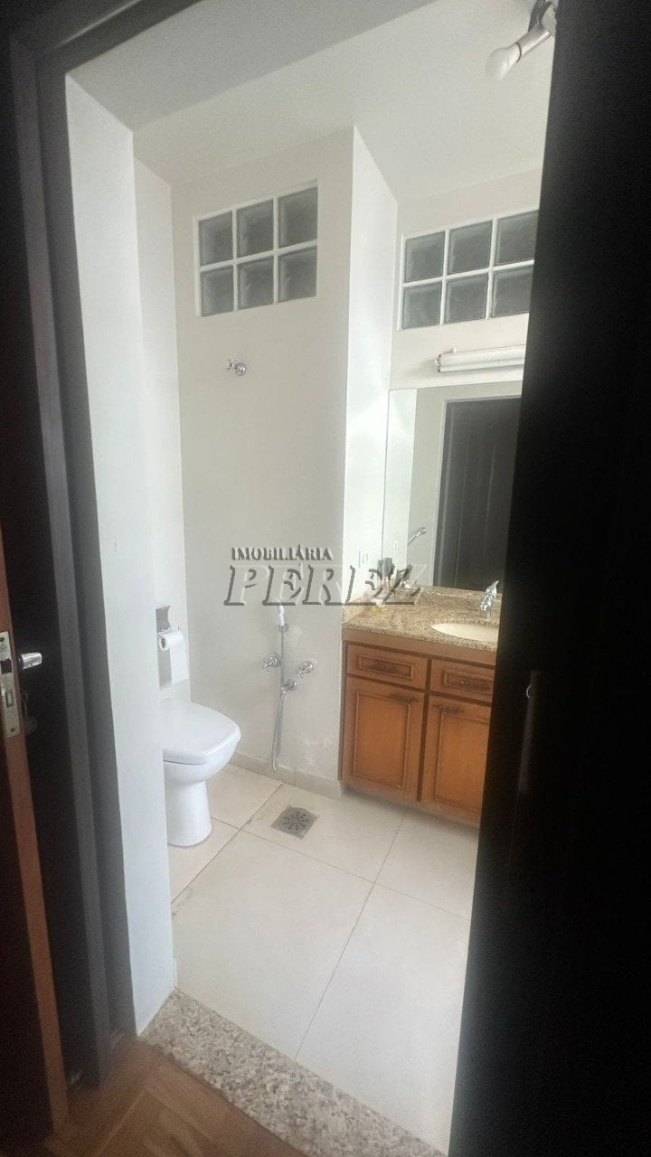 Apartamento à venda no Edifício Santa Mônica - Centro de Londrina