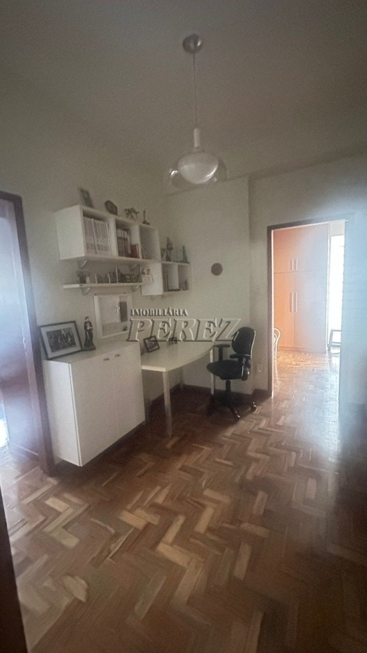 Apartamento à venda no Edifício Santa Mônica - Centro de Londrina