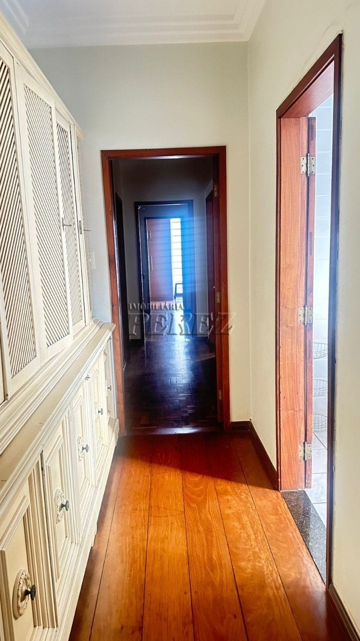 Apartamento à venda no Edifício Santa Mônica - Centro de Londrina