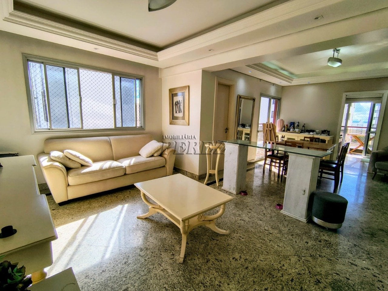 Apartamento à venda no Edifício Concorde - Centro de Londrina