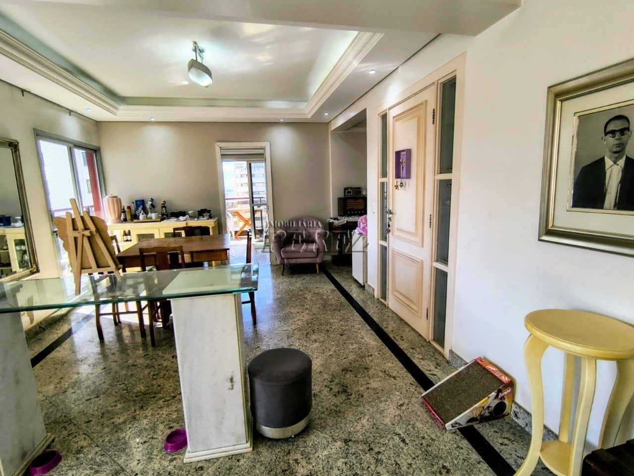 Apartamento à venda no Edifício Concorde - Centro de Londrina