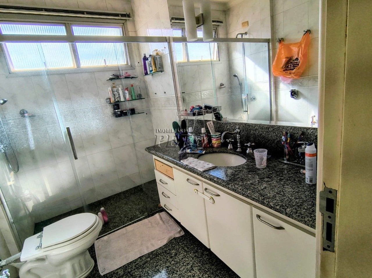 Apartamento à venda no Edifício Concorde - Centro de Londrina