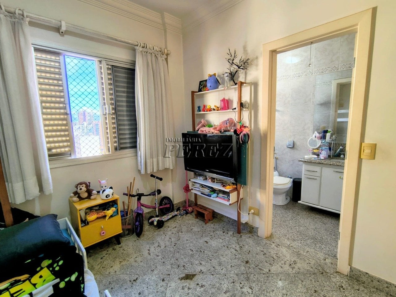 Apartamento à venda no Edifício Concorde - Centro de Londrina