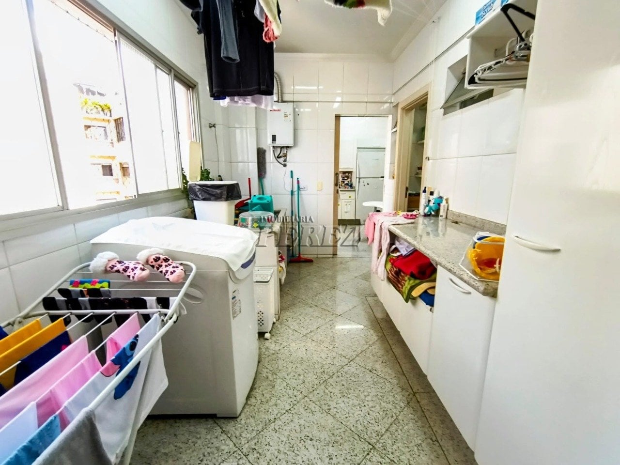 Apartamento à venda no Edifício Concorde - Centro de Londrina