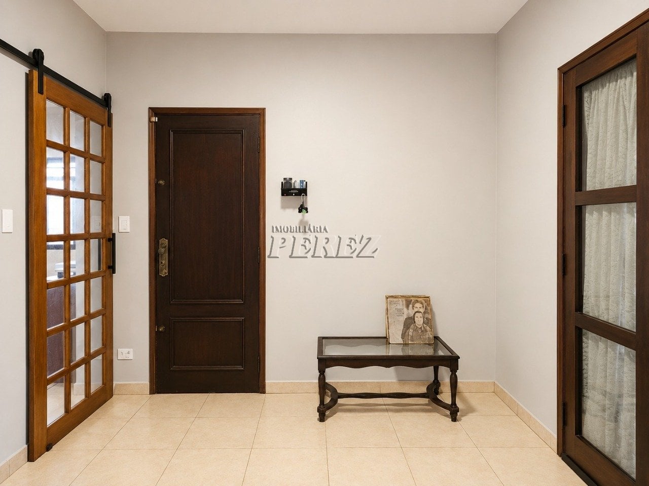 Casa à venda na região oeste de Londrina - Quebec