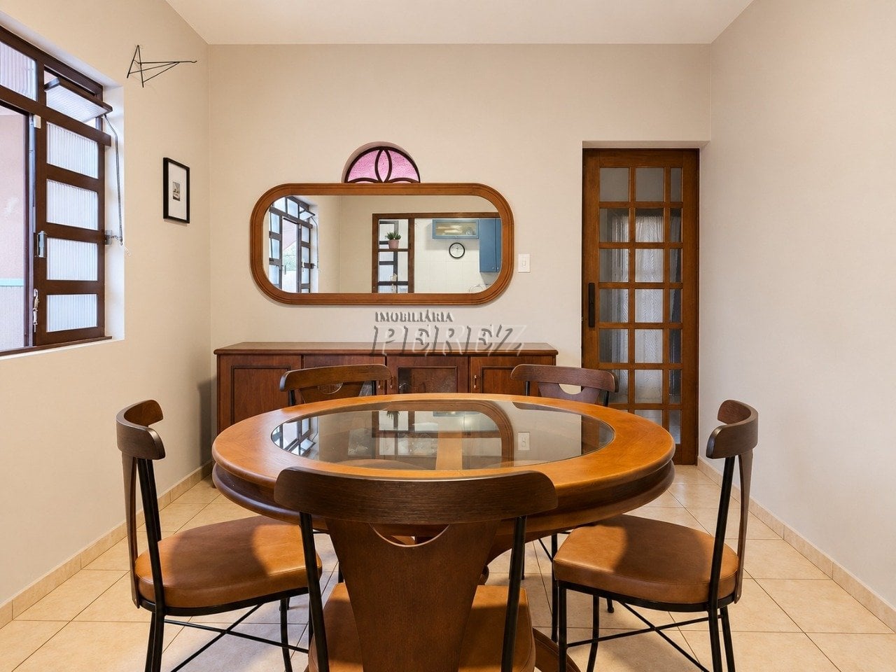 Casa à venda na região oeste de Londrina - Quebec