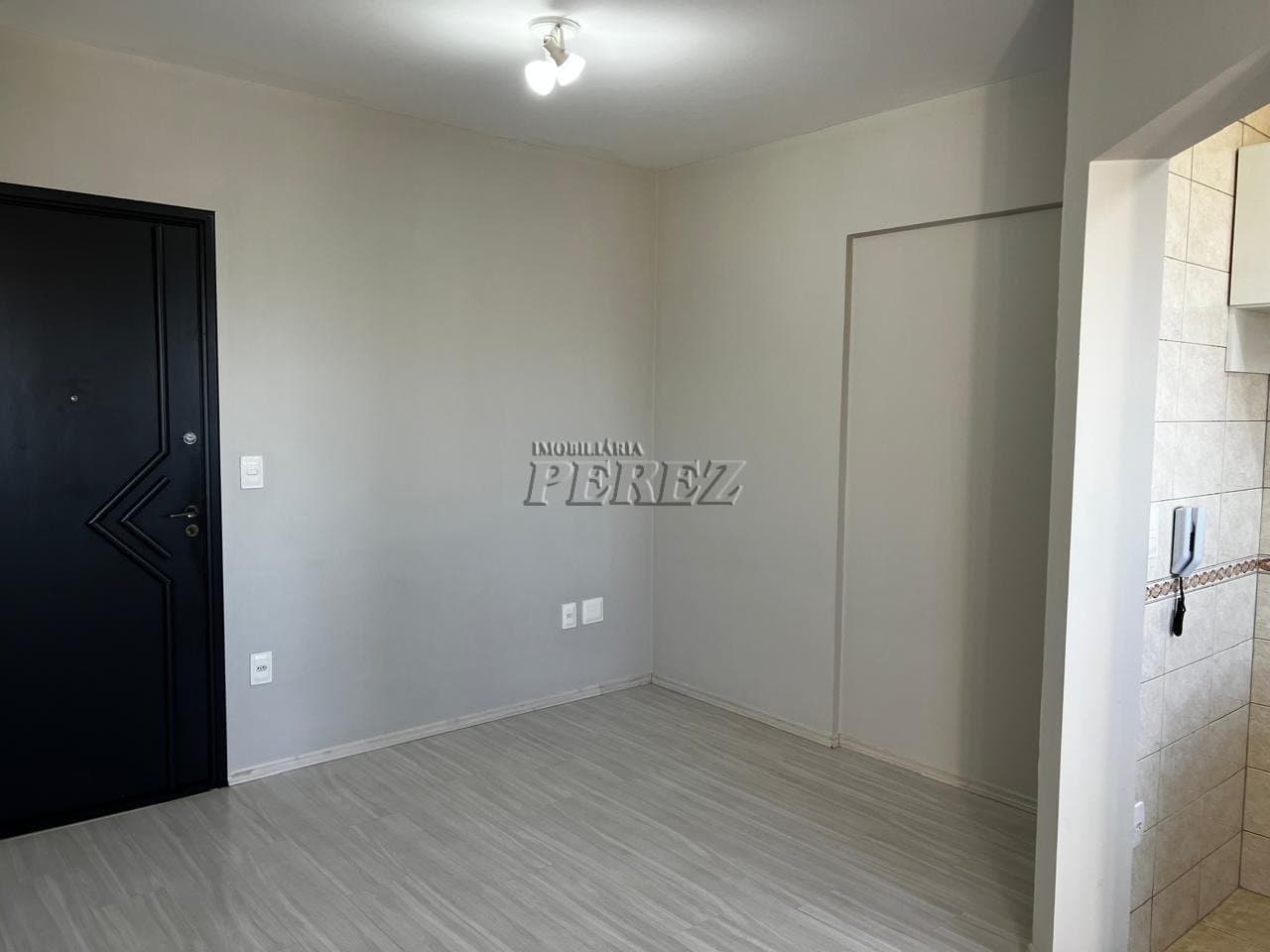 Apartamento à venda no Edifício Ilha de Malta - Centro de Londrina