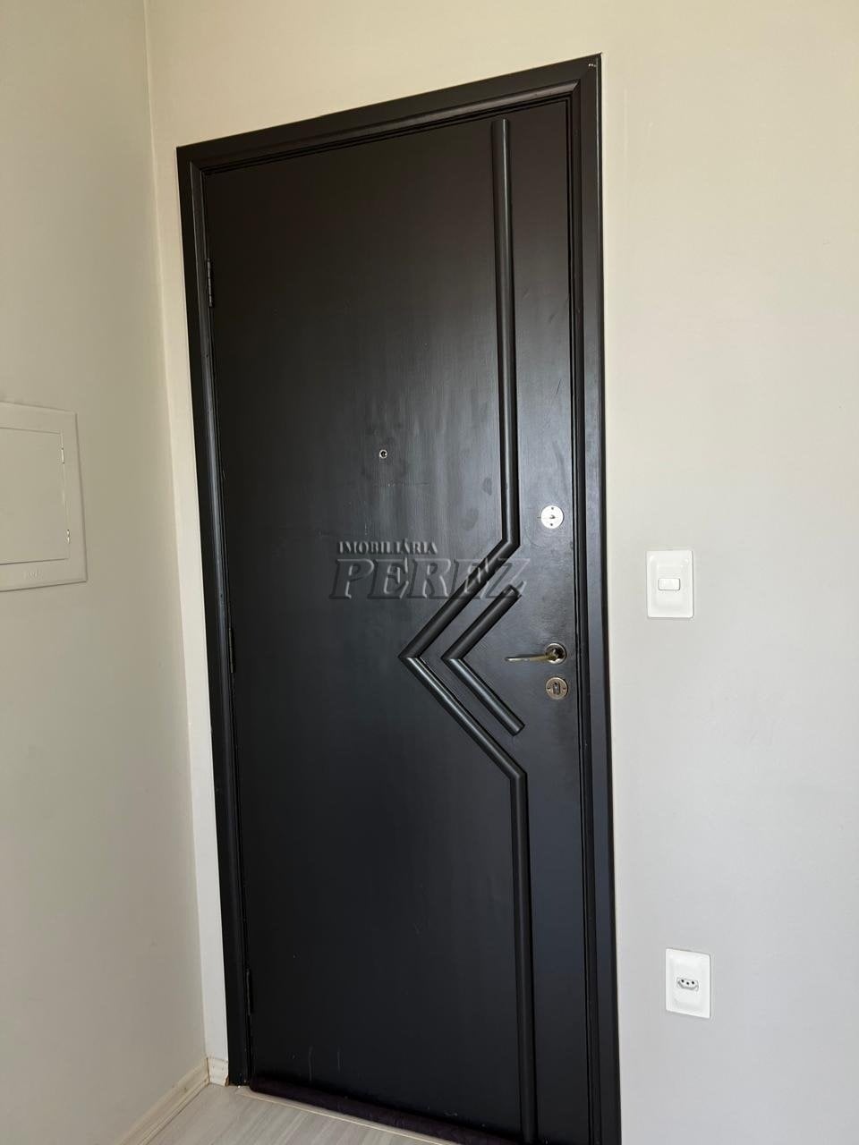 Apartamento à venda no Edifício Ilha de Malta - Centro de Londrina