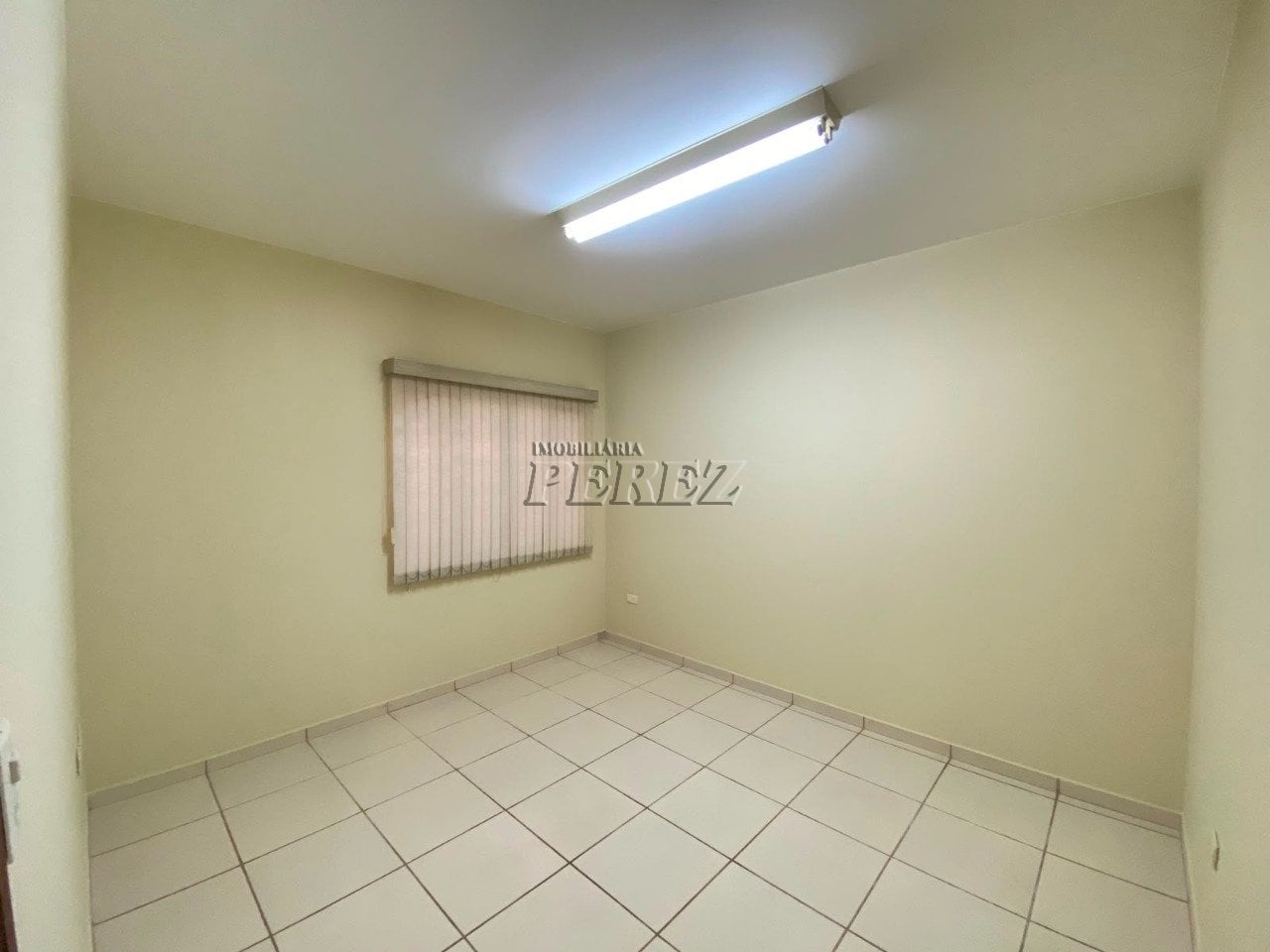 Sobrado para alugar no Jardim Shangri-lá B - Região oeste de Londrina