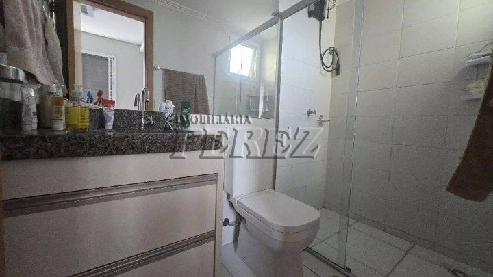 Apartamento à venda no Torres da Inglaterra no Vale dos Tucanos, região sul de Londrina