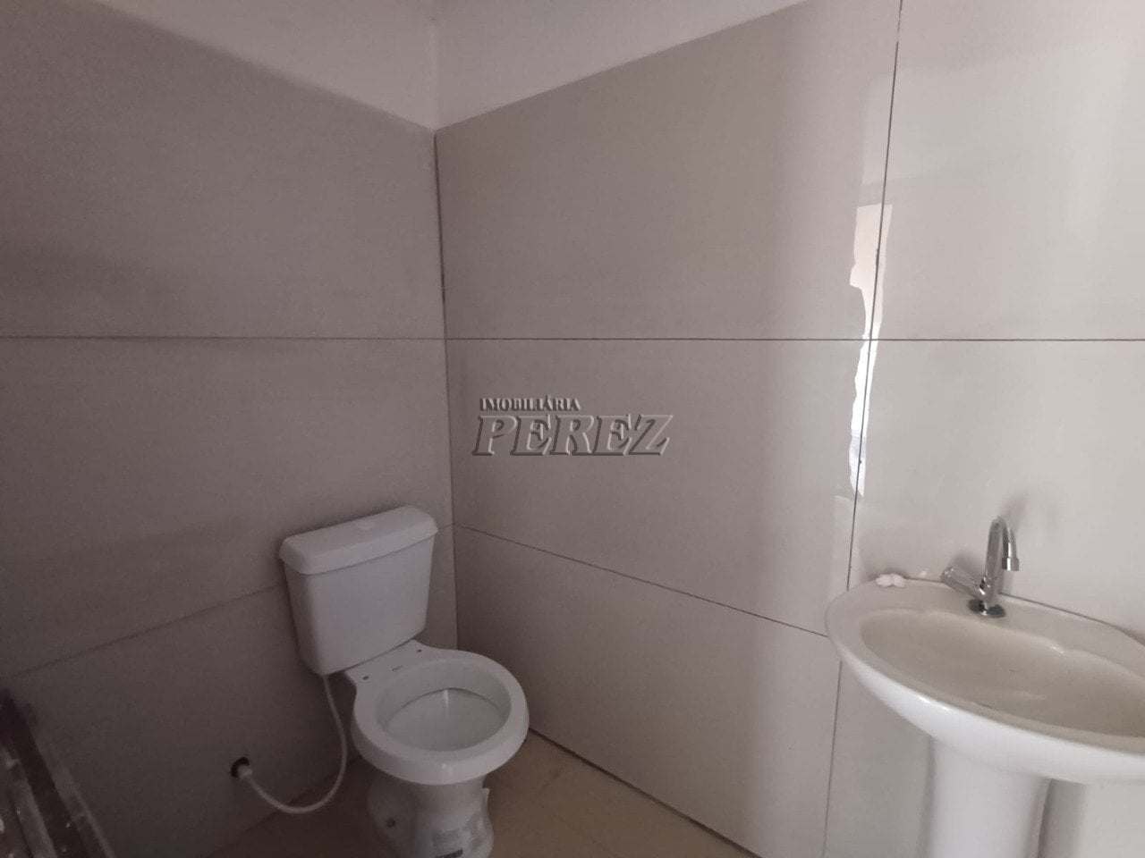Sala comercial para alugar na região oeste de Londrina - Bandeirantes