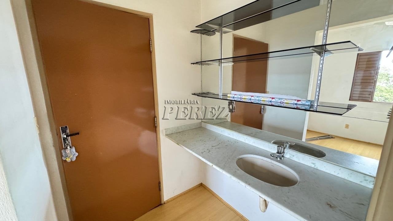 Apartamento à venda na região central de Londrina