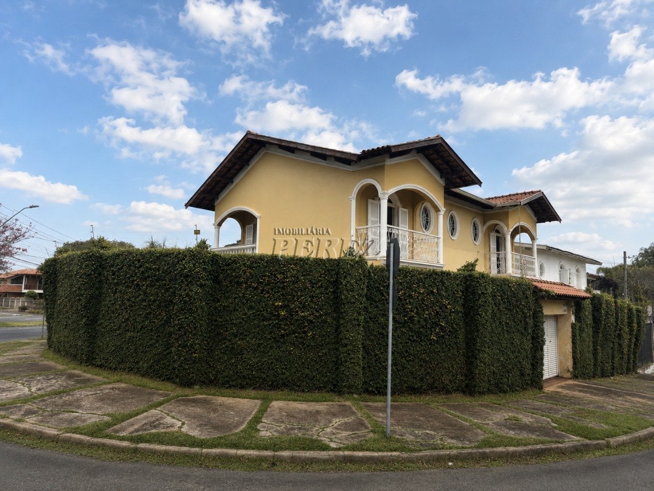 Casa para alugar na região leste de Londrina - Dom Pedro I
