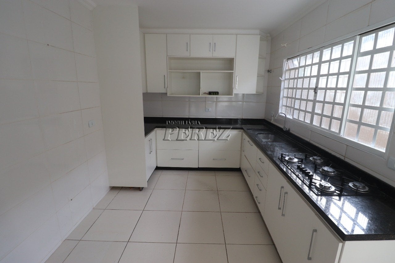 Casa à venda no Jardim do Leste, região leste de Londrina