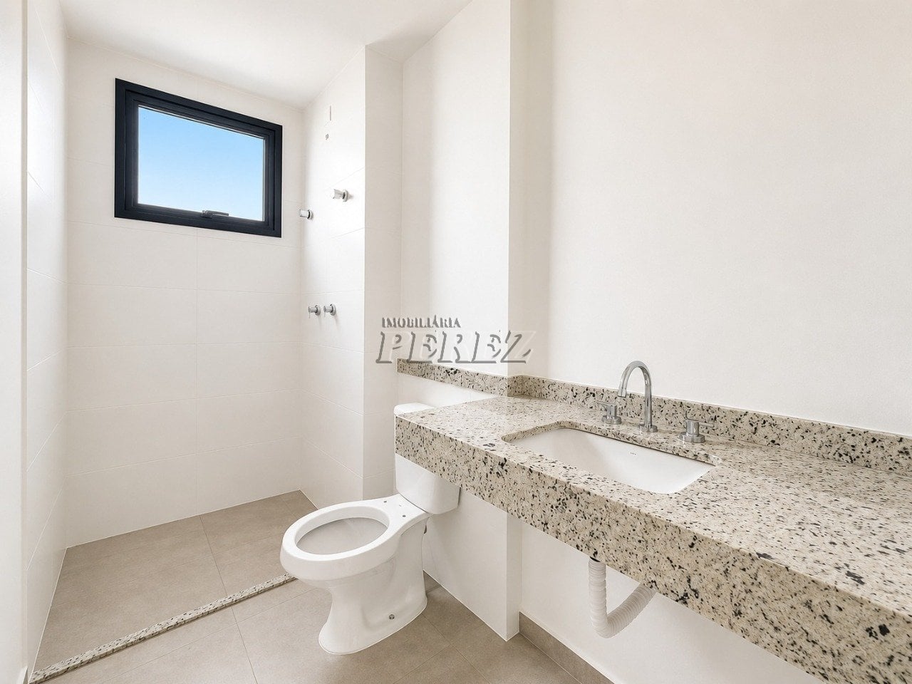 Apartamento à venda no Edifício Sense na região sul de Londrina - Terra Bonita