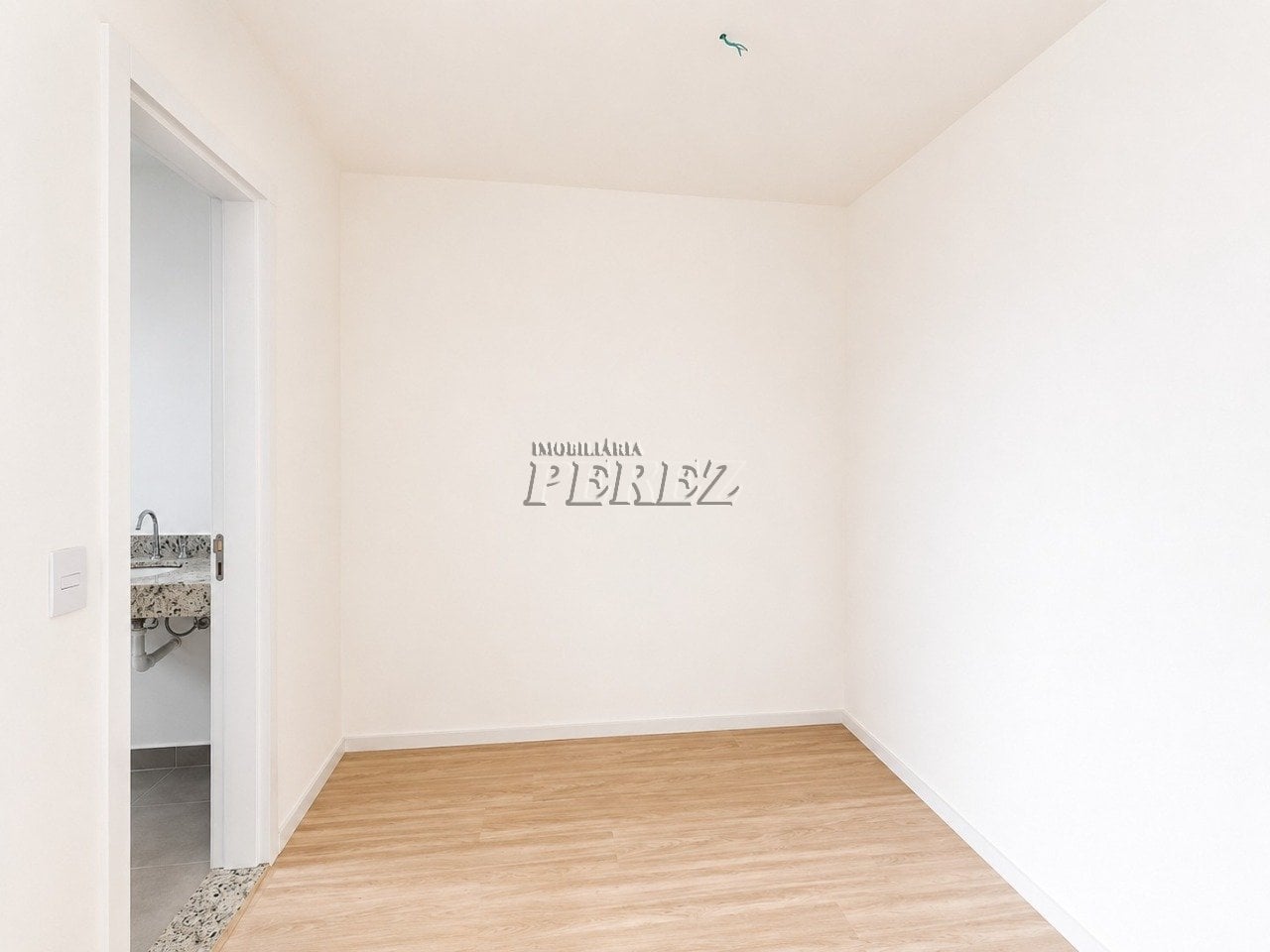 Apartamento à venda no Edifício Sense na região sul de Londrina - Terra Bonita
