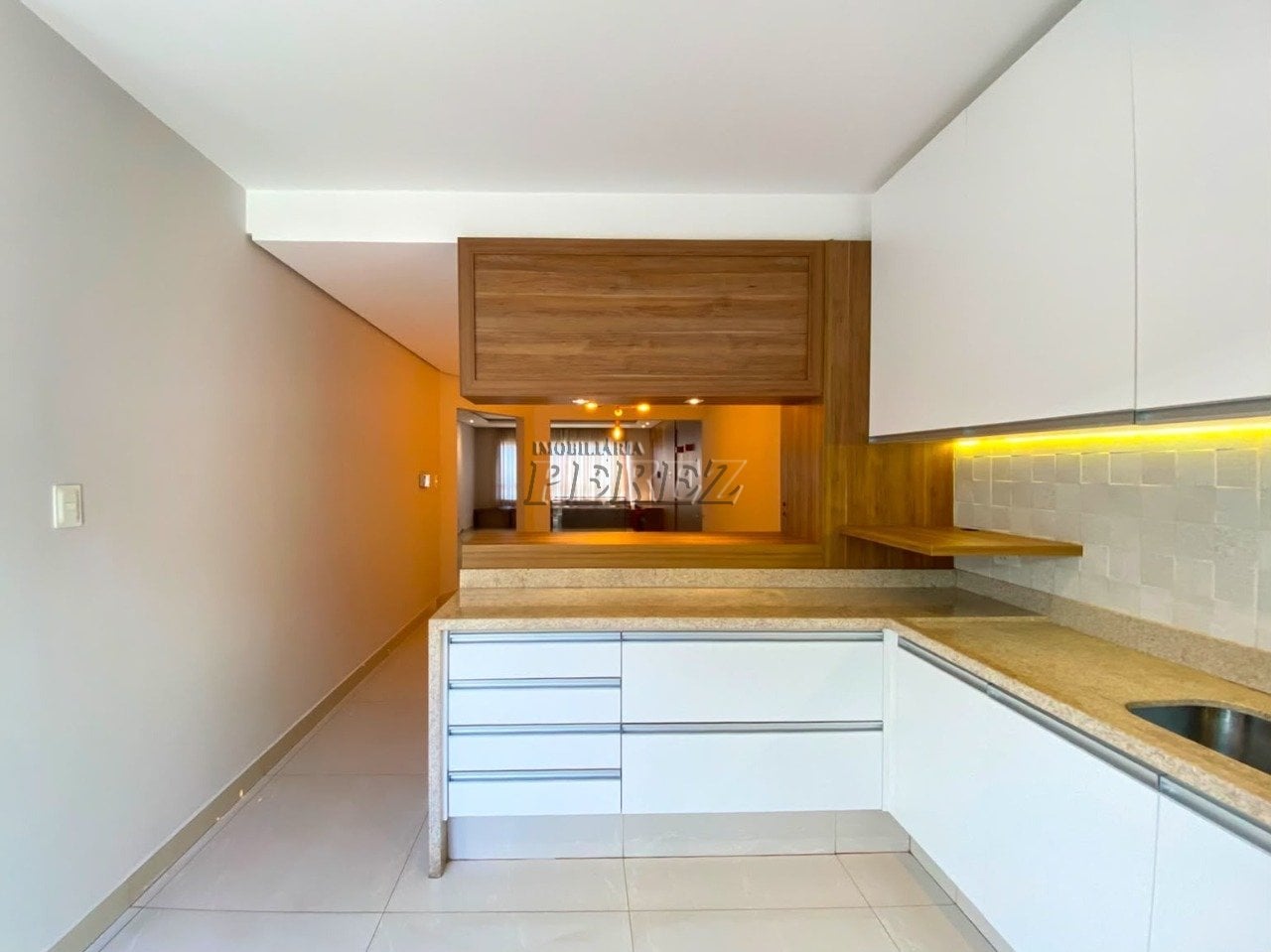 Casa para alugar próximo da Av. Castelo Branco - Região Oeste de Londrina