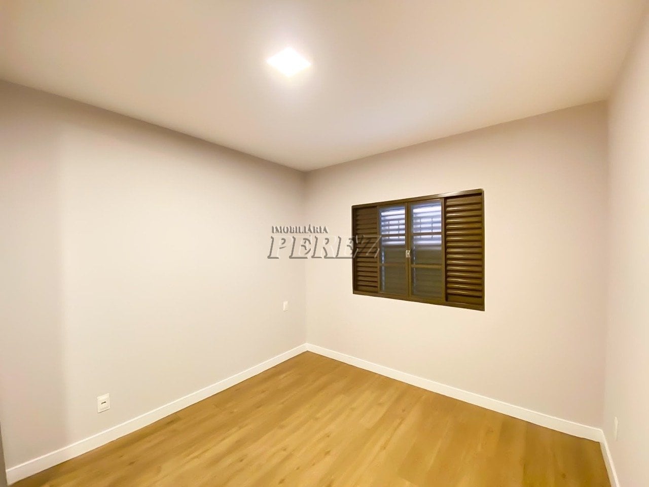 Casa para alugar próximo da Av. Castelo Branco - Região Oeste de Londrina