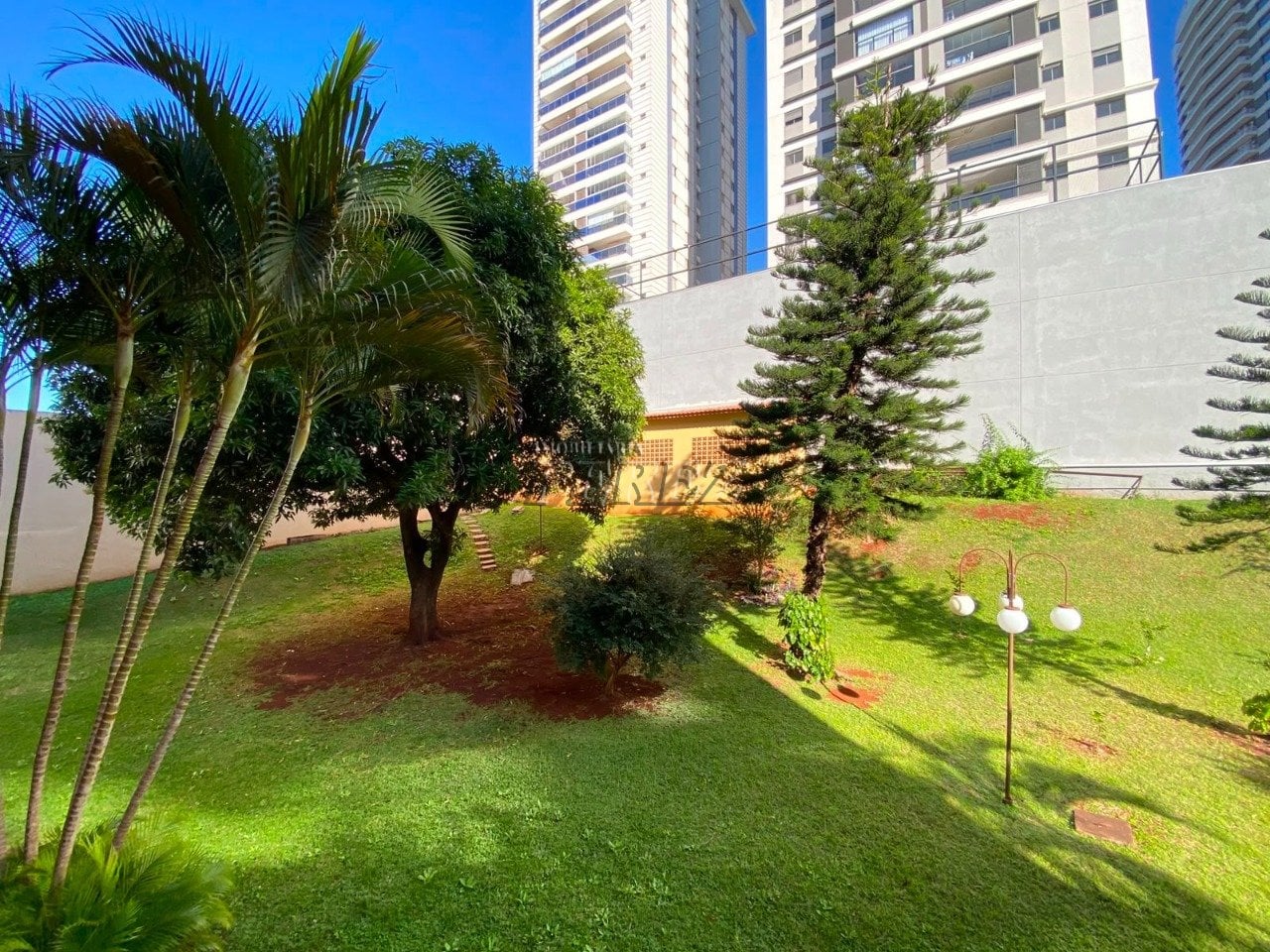 Apartamento à venda no Residencial Morada do Sol - Região sul de Londrina