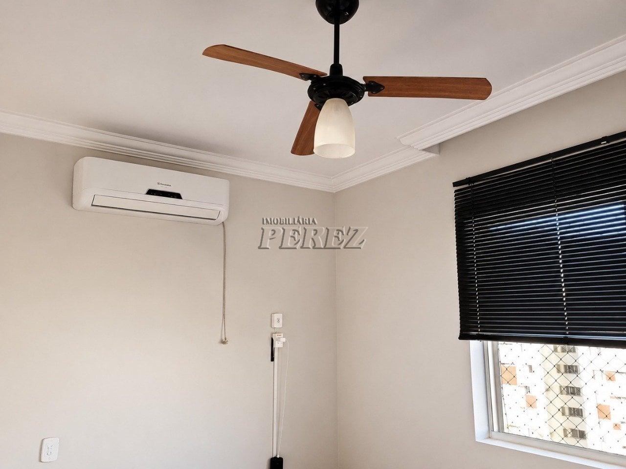 Apartamento à venda no Edifício Picadily Residence - Centro de Londrina