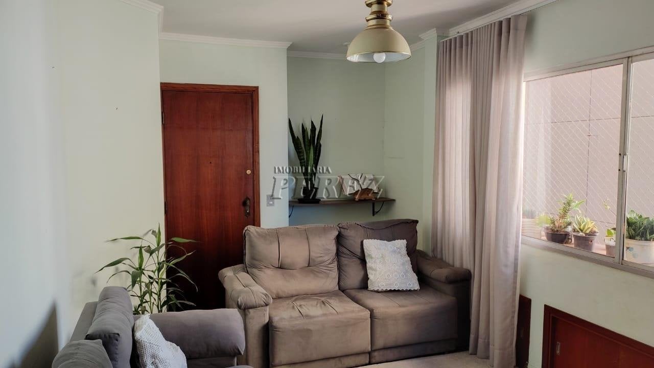 Apartamento à venda no Edifício Terra Dourada - Centro de Londrina