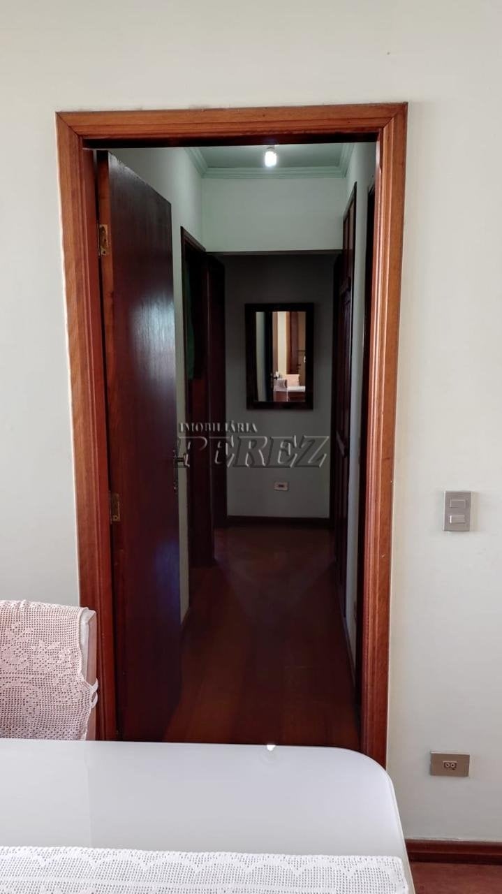 Apartamento à venda no Edifício Terra Dourada - Centro de Londrina
