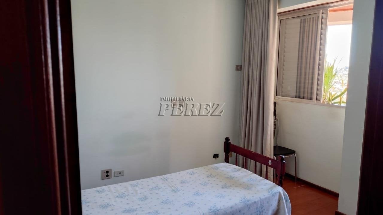 Apartamento à venda no Edifício Terra Dourada - Centro de Londrina