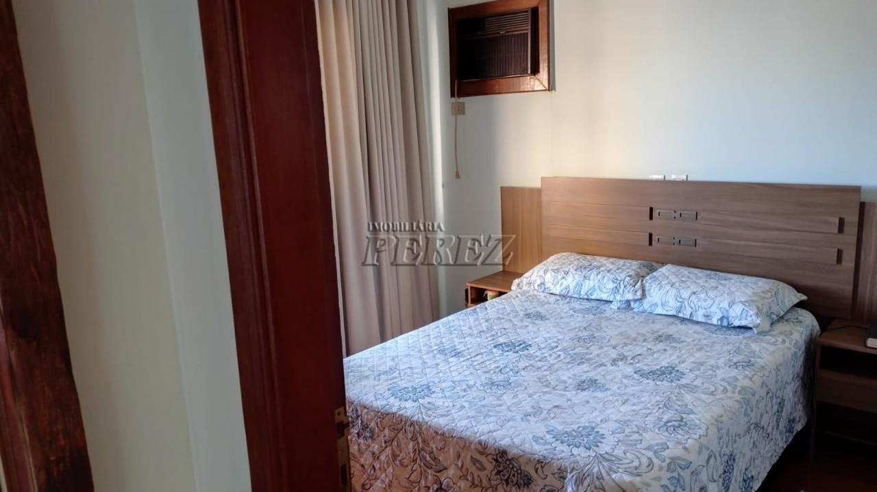 Apartamento à venda no Edifício Terra Dourada - Centro de Londrina