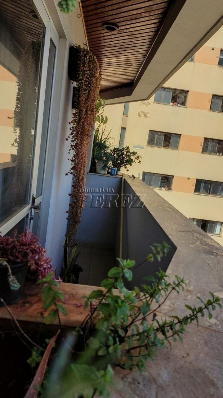 Apartamento à venda no Edifício Terra Dourada - Centro de Londrina