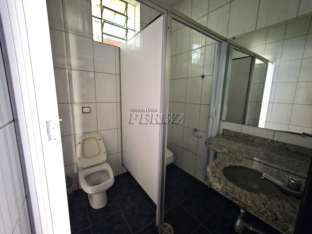 Imóvel comercial para alugar na Av. Tiradentes - Região oeste de Londrina