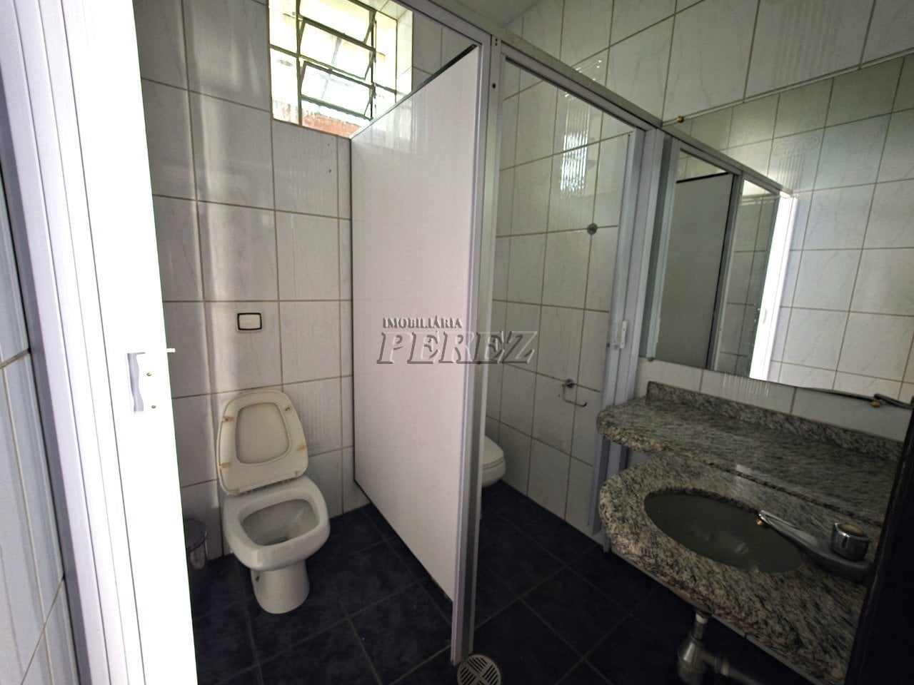 Imóvel comercial para alugar na Av. Tiradentes - Região oeste de Londrina