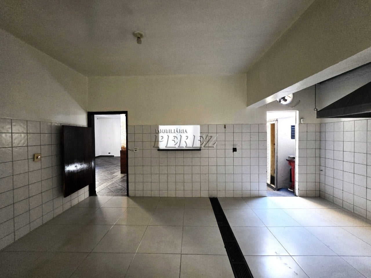 Imóvel comercial para alugar na Av. Tiradentes - Região oeste de Londrina