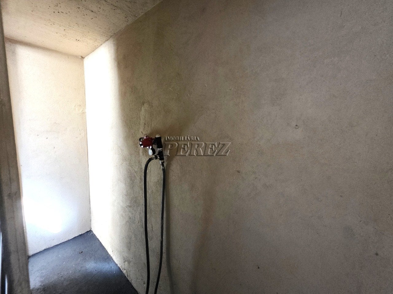 Imóvel comercial para alugar na Av. Tiradentes - Região oeste de Londrina