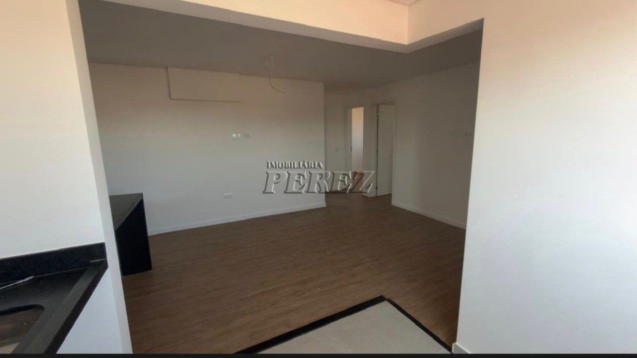 Apartamento à venda no Edifício José Medeiros - Região leste de Londrina