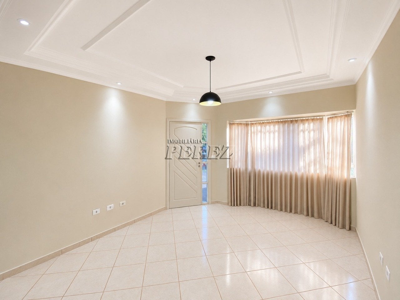 Casa em condomínio para alugar na Av. Robert Koch região Leste de Londrina