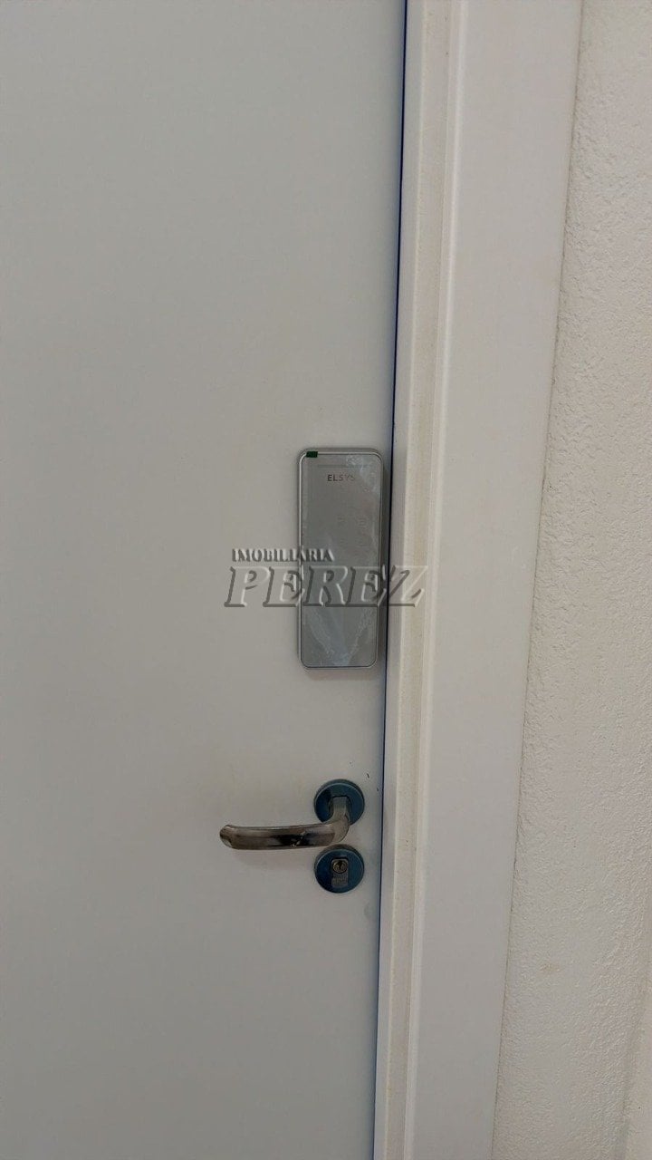 Apartamento à venda no Edifício Capadócia em Ibiporã