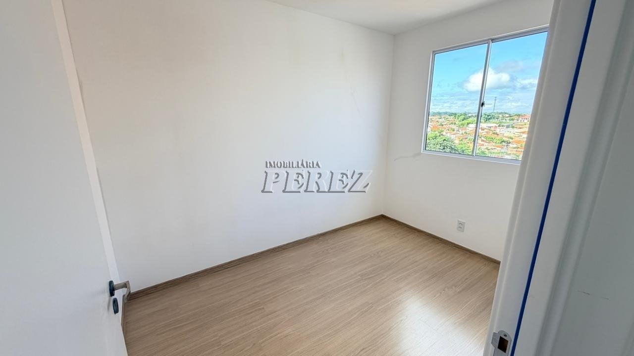 Apartamento à venda no Edifício Capadócia em Ibiporã