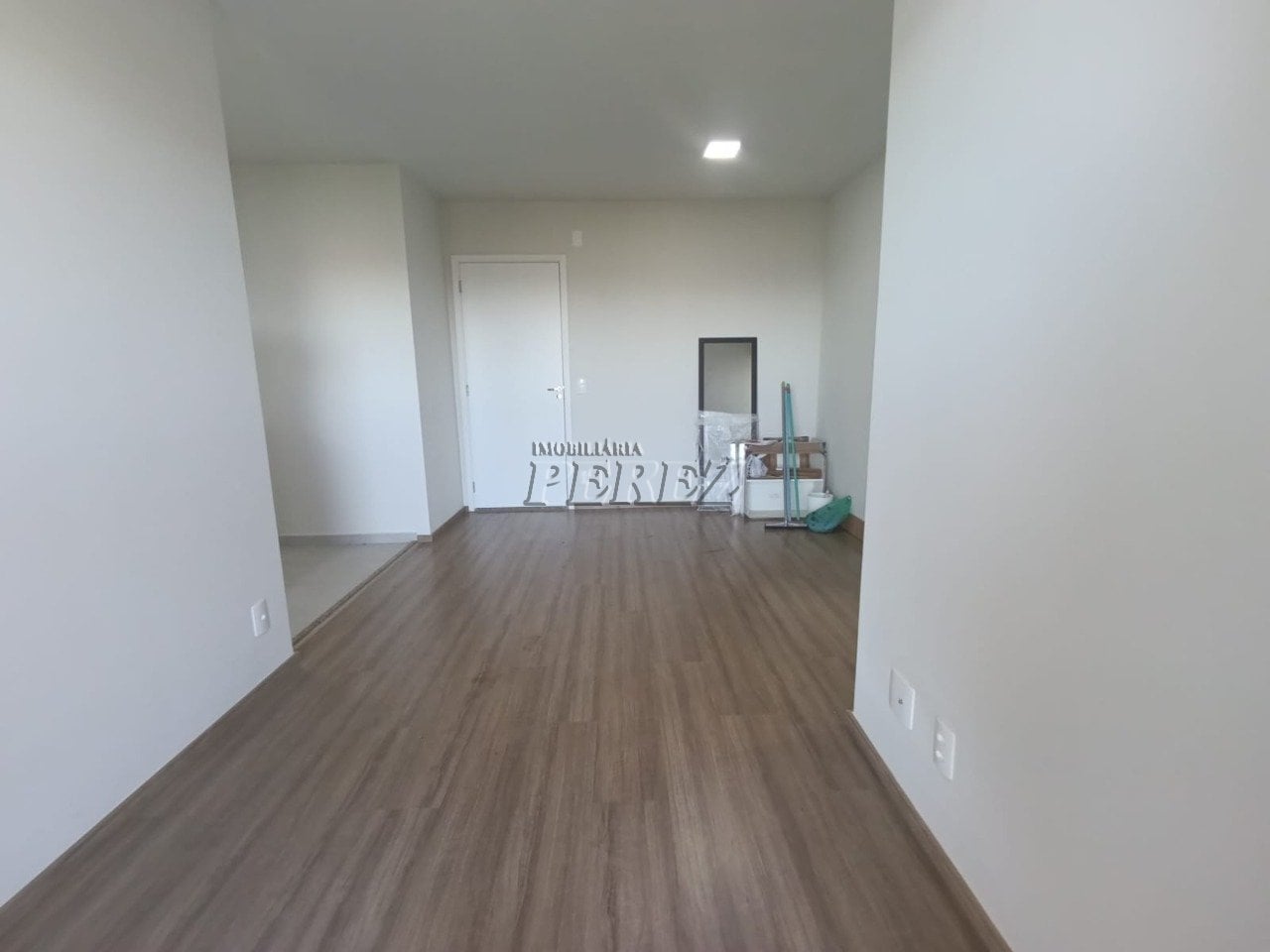 Apartamento para alugar no Edifício Vibe, região Sul de Londrina
