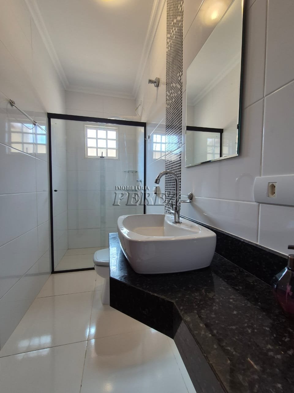 Casa à venda na região leste de Londrina - Bairro Pequena Londres