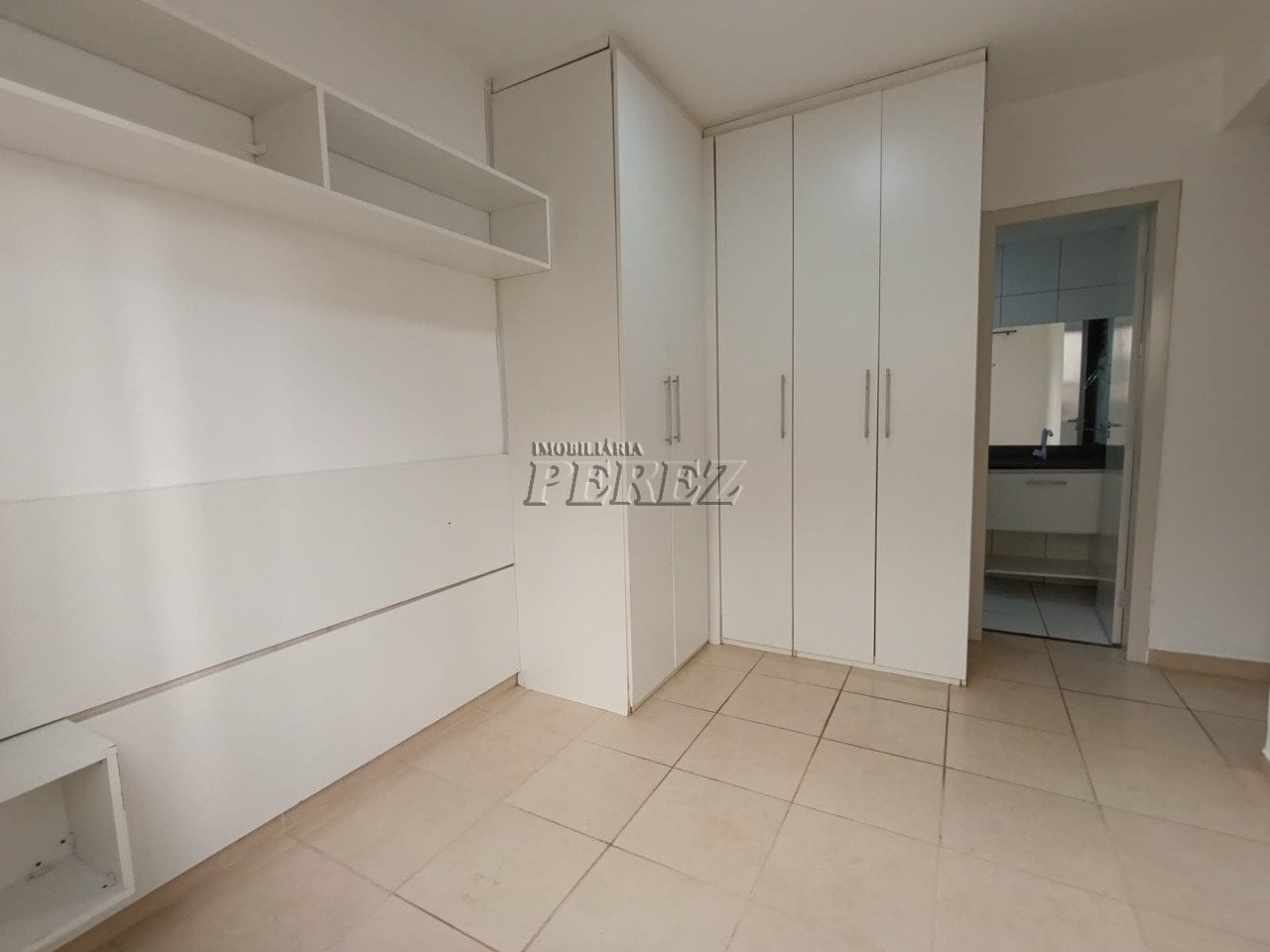 Apartamento para alugar no Edificio Villa Bella Residence, na região leste de Londrina