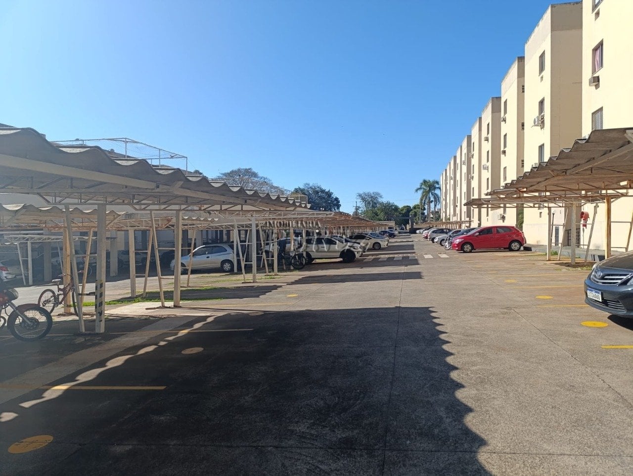 Apartamento para alugar no Edificio Villa Bella Residence, na região leste de Londrina