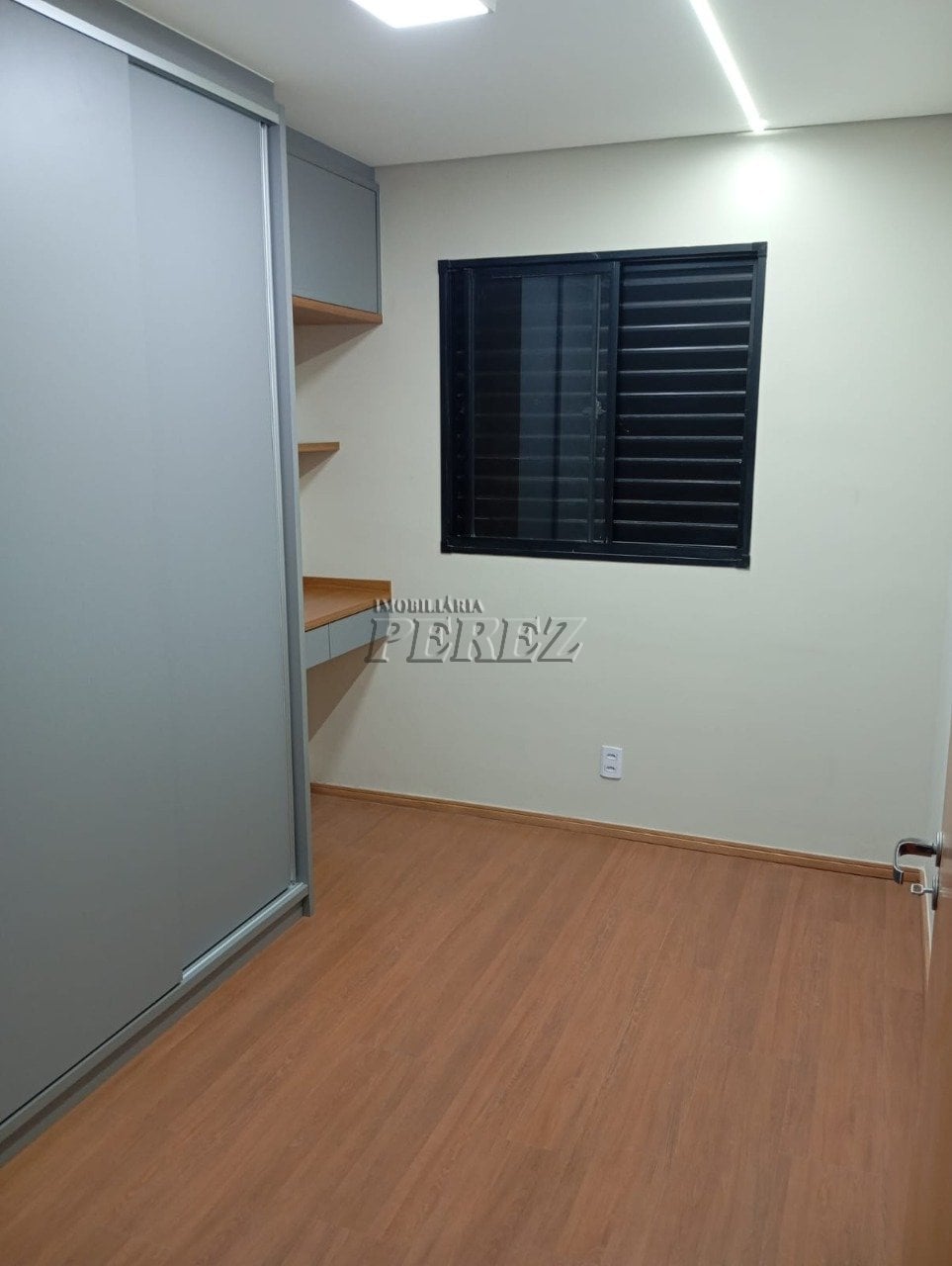 Apartamento à venda no Edifício Ever - Região norte de Londrina