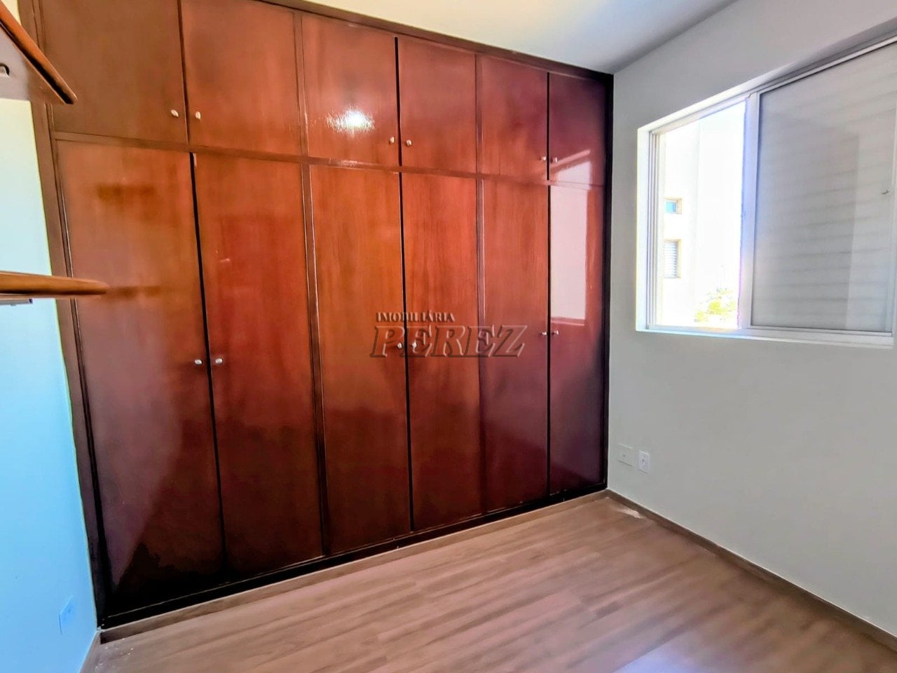 Apartamento à venda no centro de Londrina - Edifício Mediterranée