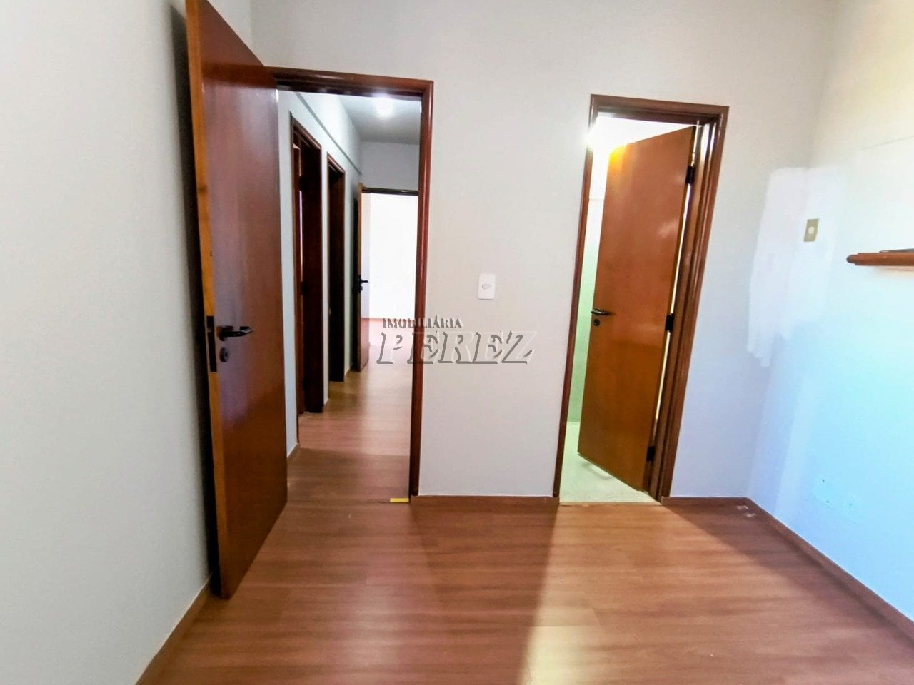 Apartamento à venda no centro de Londrina - Edifício Mediterranée
