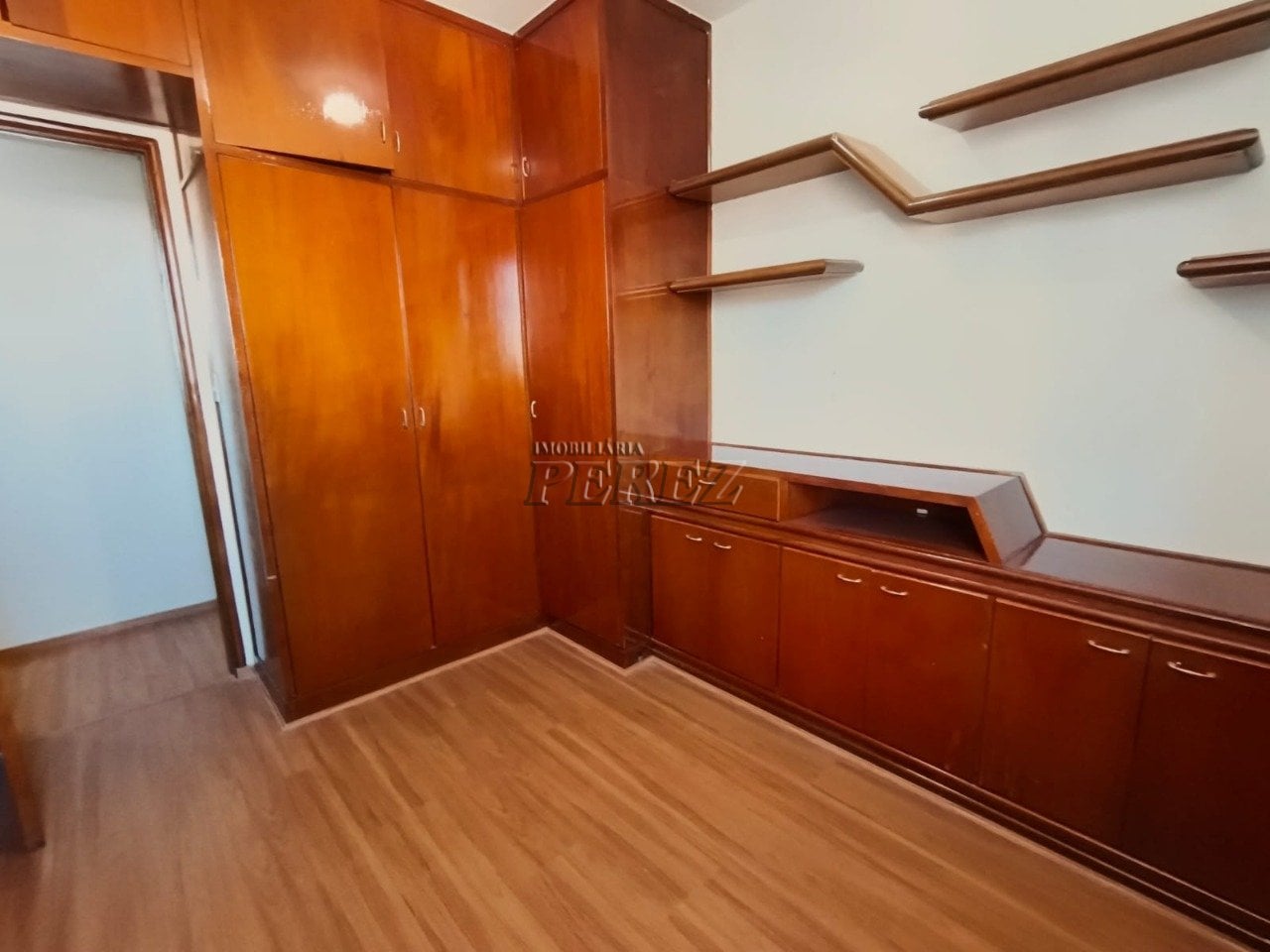 Apartamento à venda no centro de Londrina - Edifício Mediterranée