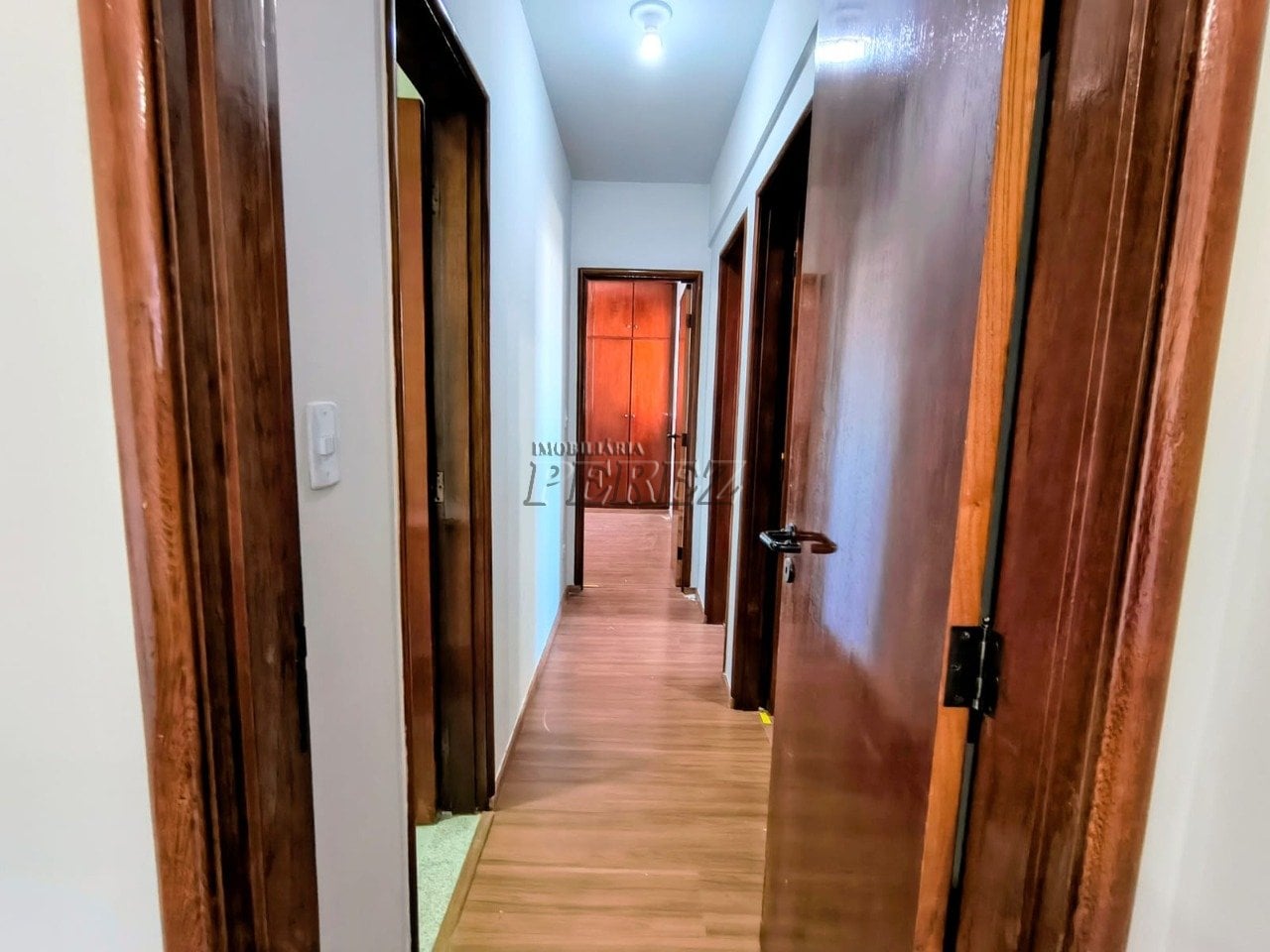Apartamento à venda no centro de Londrina - Edifício Mediterranée