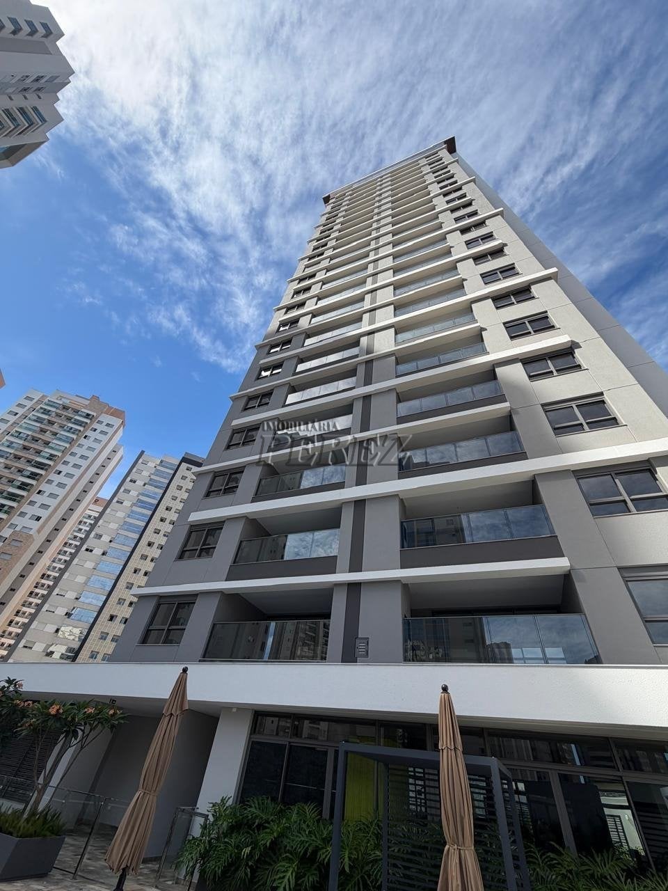 Apartamento à venda no Edifício Casa Palhano - Região sul de Londrina