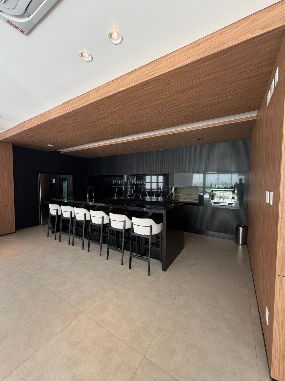 Apartamento à venda no Edifício Casa Palhano - Região sul de Londrina