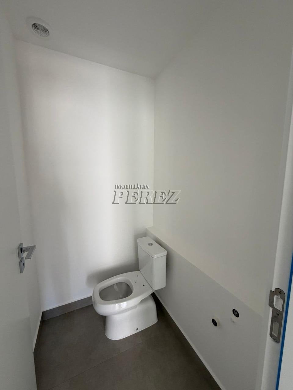 Apartamento à venda no Edifício Casa Palhano - Região sul de Londrina